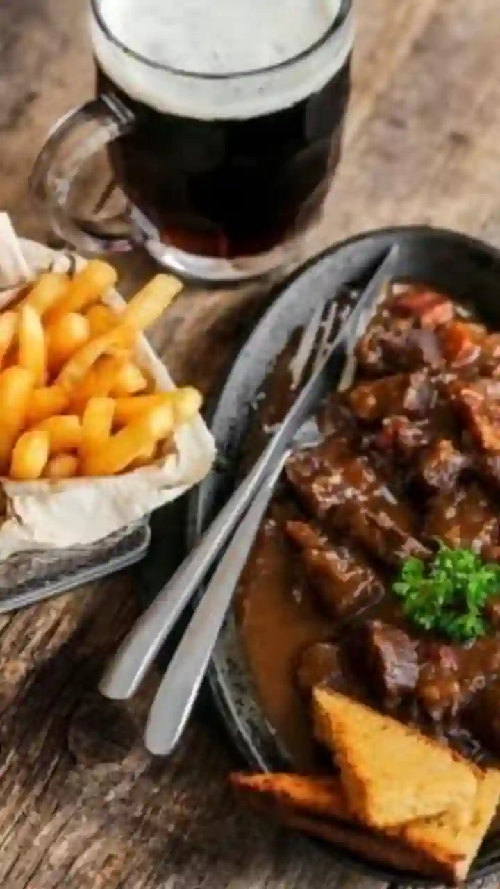Carbonades Flamandes et frites maison au restaurant bar la guinguette de champagneux